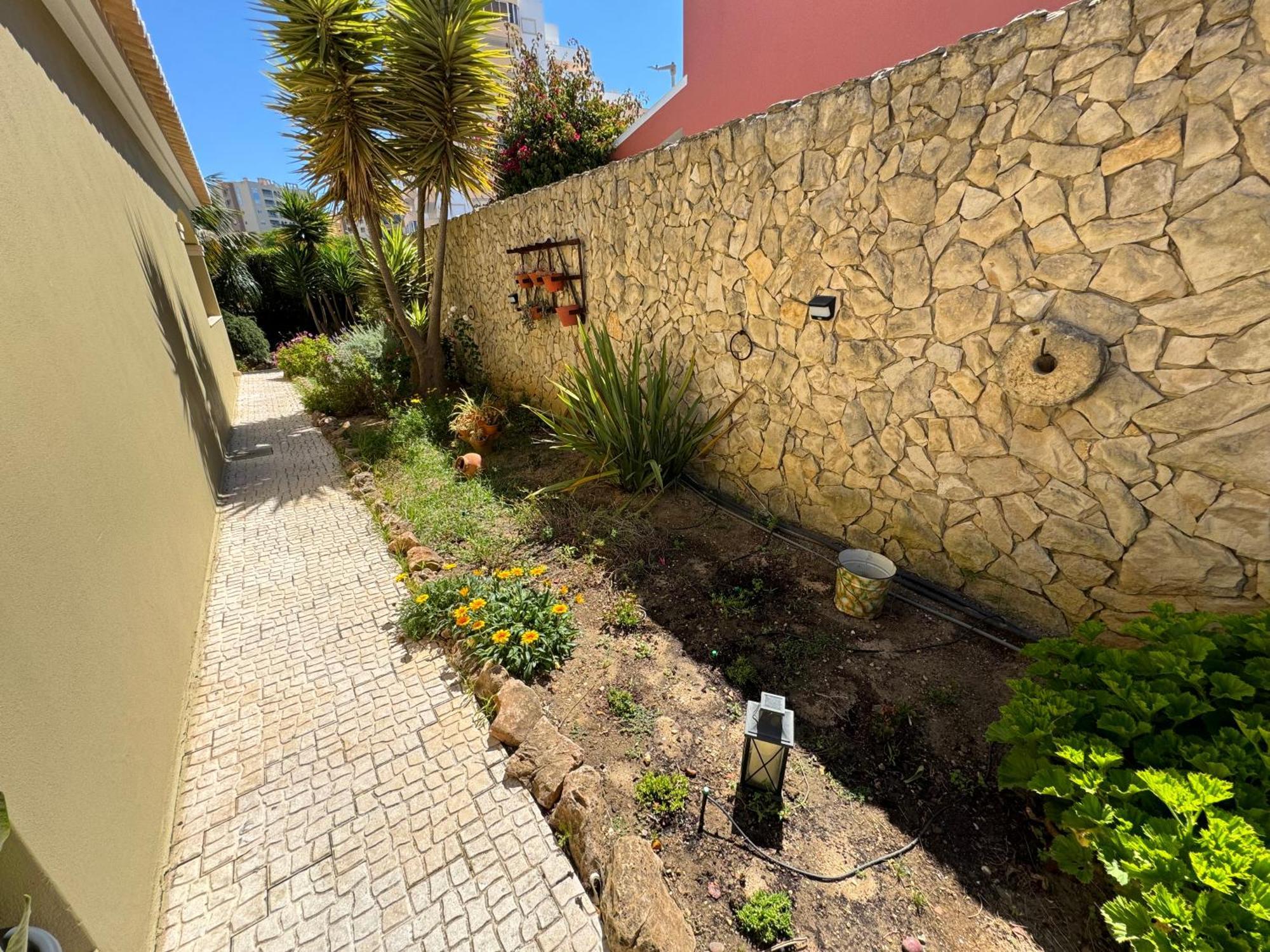Happy Silva Guesthouse Lagos Esterno foto